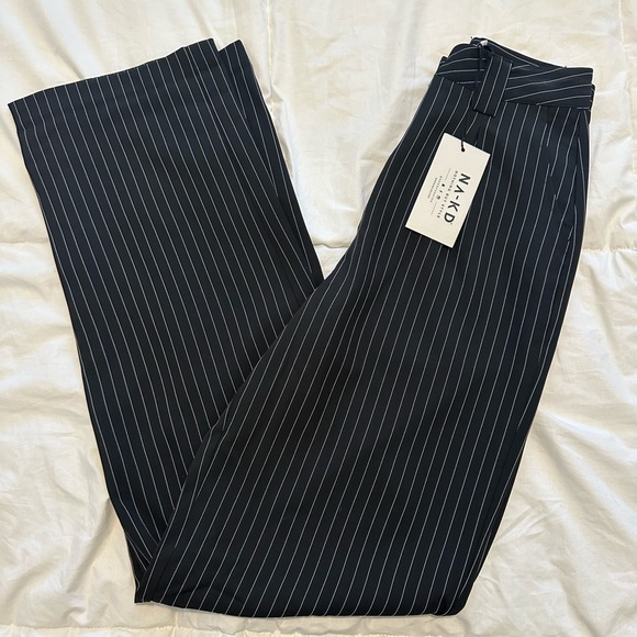 NA-KD Pants - NWT NA-KD Pinstripe Trouser Pant Size EU 32